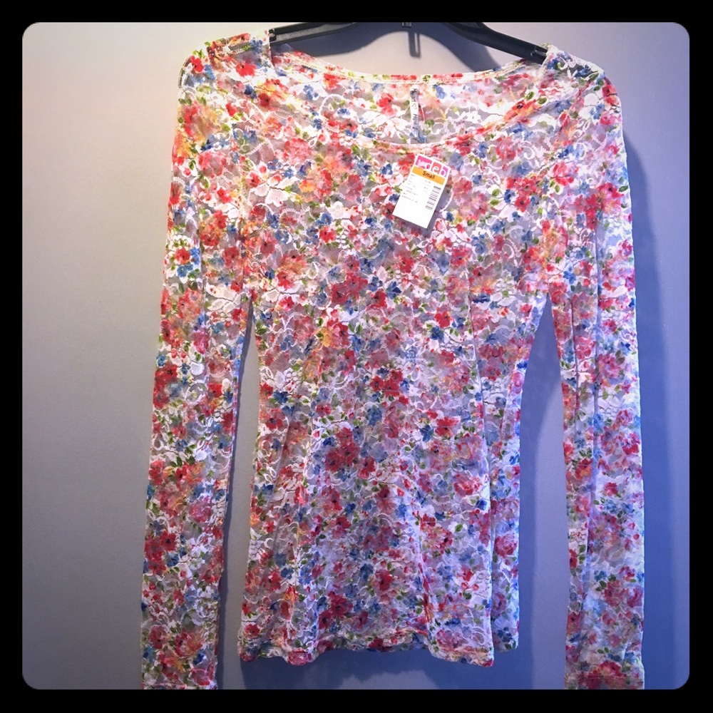 Lace long sleeve tee